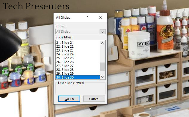 Navigate your slides with the slideshow dialog box in PowerPoint