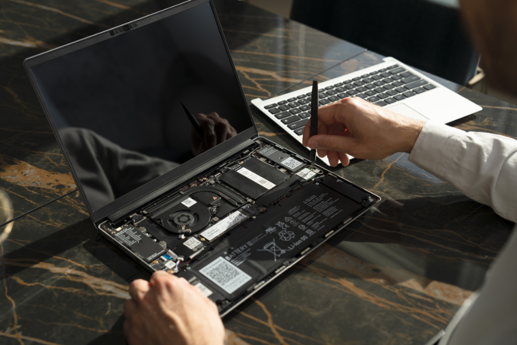 The Framework Laptop Chromebook Edition is a highly upgradeable and repairable Chromebook. 